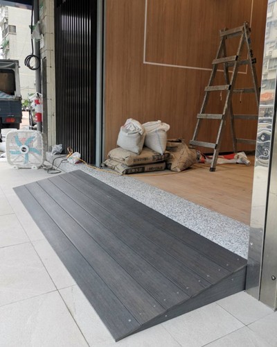 彰化鐵工, 彰化塑木工程, 彰化止滑斜坡, 彰化止滑踏板