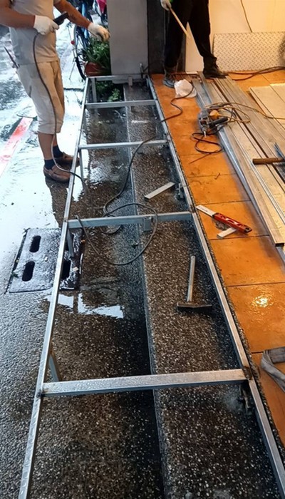 彰化地面水平平台架設, 彰化門口地面平台施作, 彰化地板墊高平台, 彰化花紋鋼板, 彰化鐵工, 彰化鐵件製作