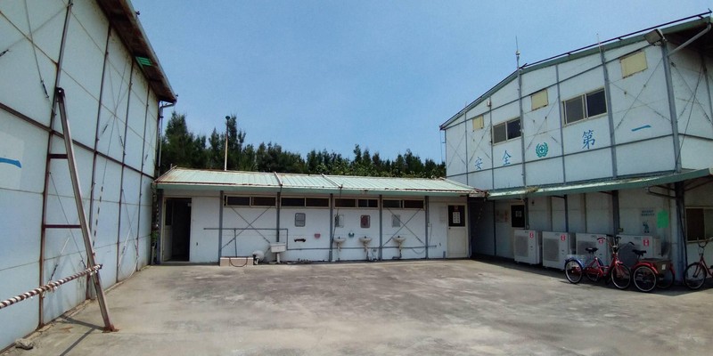 彰化鐵皮屋推薦, 彰化鐵皮屋施工, 彰化鋼構鐵皮屋, 彰化鐵皮屋修繕, 彰化蓋鐵皮屋, 彰化鐵工, 彰化鐵件製作, 彰化房屋工程公司, 彰化木工, 彰化水電, 彰化泥作, 彰化鐵工, 彰化防水, 彰化油漆