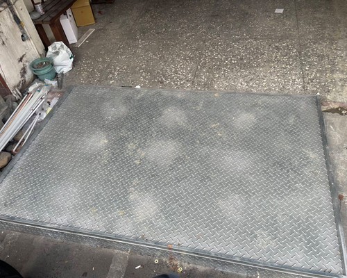 彰化鳳林鐵工, 彰化鳳林地面水平平台架設, 彰化鳳林門口地面平台施作, 彰化鳳林地板墊高平台, 彰化鳳林花紋鋼板, 彰化鳳林鐵工, 彰化鳳林鐵件製作, 彰化鳳林白鐵花板平台